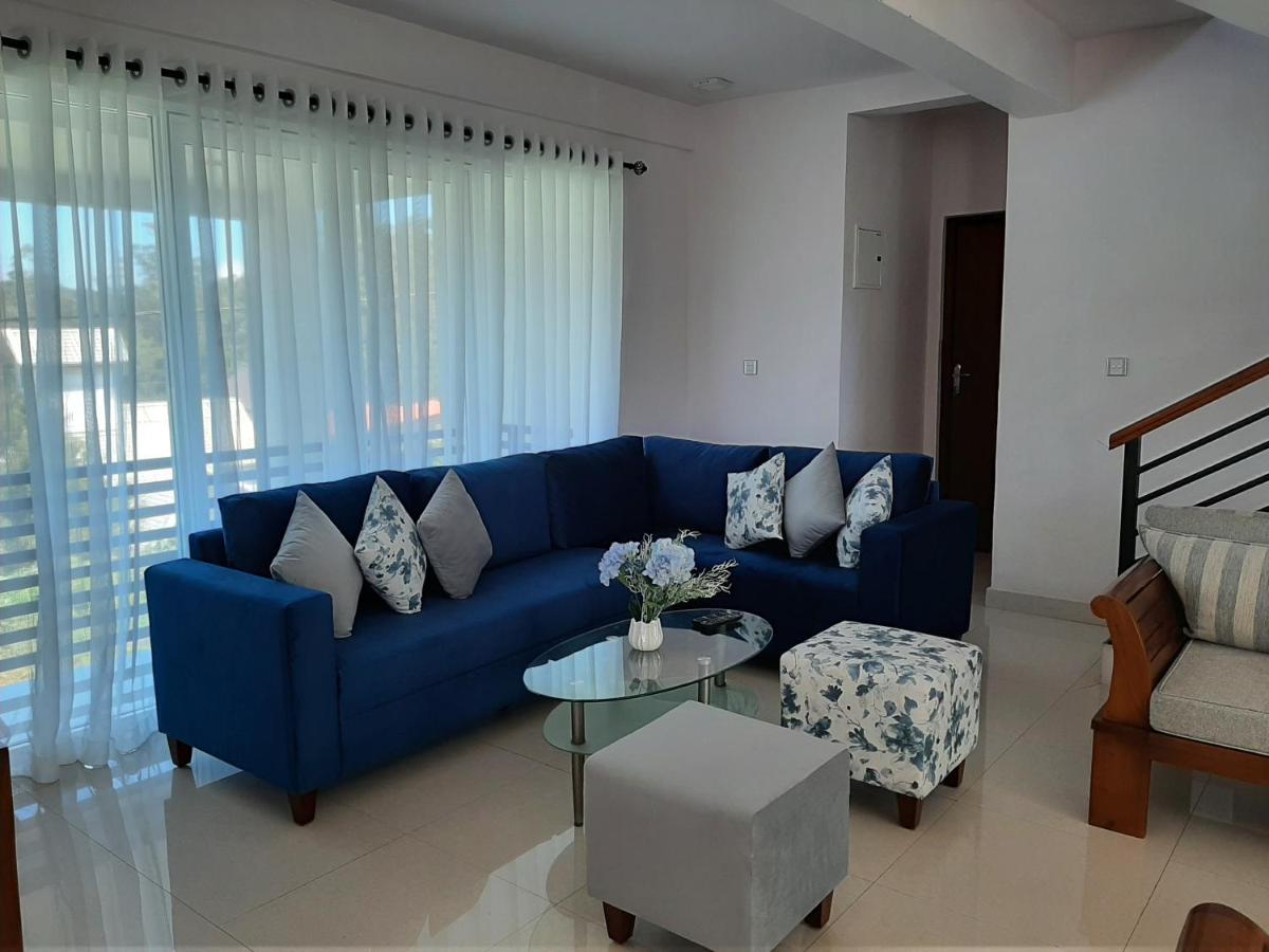 נוארה אליה J'S Villa מראה חיצוני תמונה