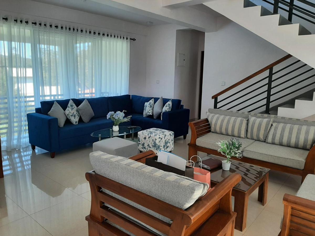 נוארה אליה J'S Villa מראה חיצוני תמונה