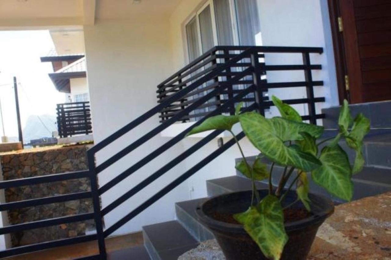 נוארה אליה J'S Villa מראה חיצוני תמונה